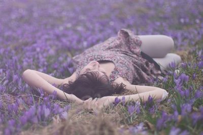 2021情感撕心裂肺语录大全很精辟但很悲伤的毒鸡汤一句(图2) 2021情感撕心裂肺语录大全很精辟但很悲伤的毒鸡汤一句(图2)