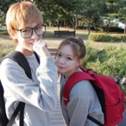 2013情侣唯美意境头像旧人不富