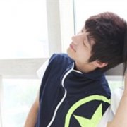 QQ唯美意境情侣头像我懂。心痛的滋味，我了解