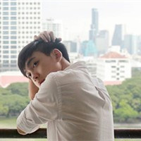 轰轰烈烈不如简简单单 唯美男生头像头像图片