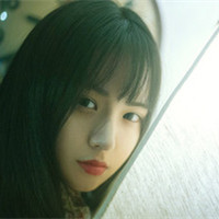 不要活在别人眼中的自己 吸引人的女生美美头像头像图片