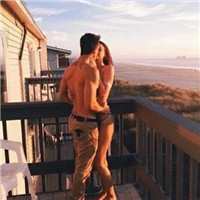 流星雨划过天空的时候 有谁想过那是天使的眼泪头像图片