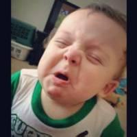 可爱小孩子哭泣头像图片头像图片