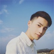 随ta一道在辽阔不可测的空中轻扬