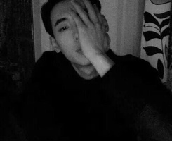 从浓烈变成无声无息.头像图片