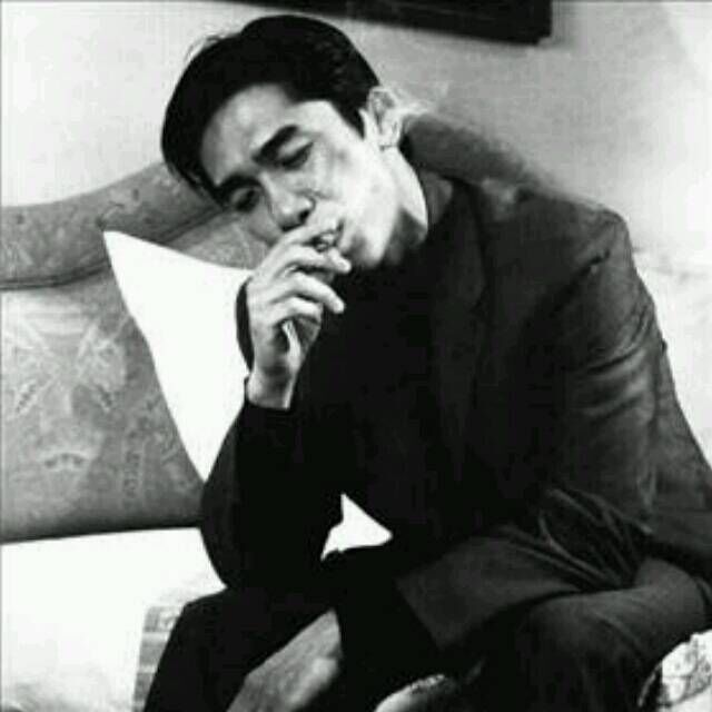 怎么大风越狠 我心越荡头像图片