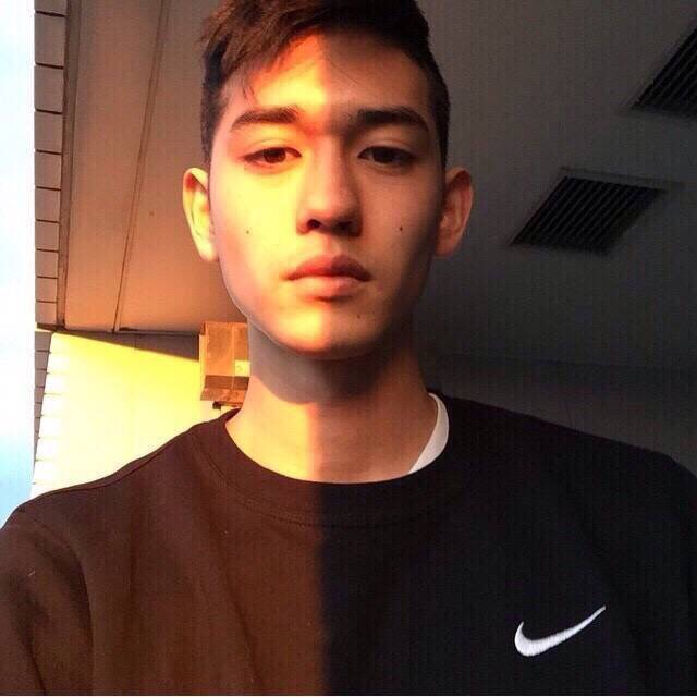 陆可look头像图片