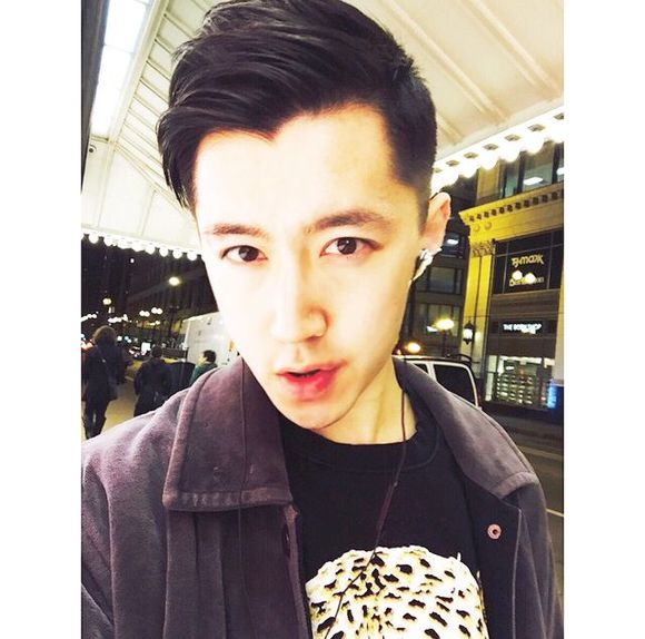 思来想去还是觉得你的名字跟 我爱你 放在一起更合适头像图片