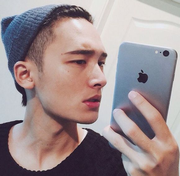 别拿我的秘密换取你个别人的交情头像图片