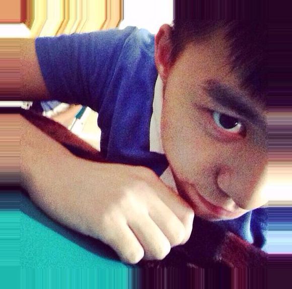 每个人有一颗自私的心却生了一张伟大的嘴头像图片