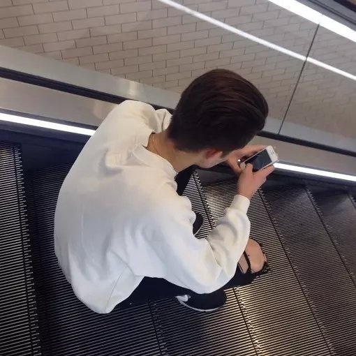 败给时光头像图片