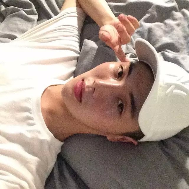 C我们回家J头像图片