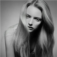 好看带心情的女生黑白头像精选头像图片