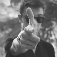 超拽霸气的欧美男生黑白头像头像图片