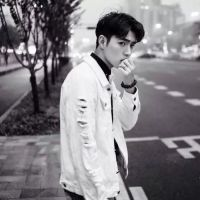 黑白陌陌头像  你终究会爱上我,只是时间的问题头像图片