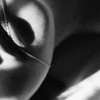 爱你在心不再忆 黑白QQ头像头像图片