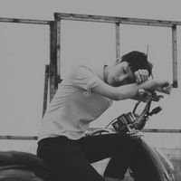 黑白很个性的头像:曾经有好,只是在回忆里头像图片