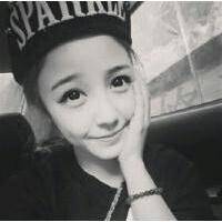 非主流黑白头像：骄姿，让人舒畅的漂亮头像图片