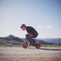 让快乐的冲着向前走头像图片