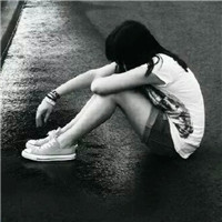 精选专属女生神情伤感头像十六张头像图片