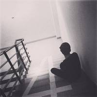 孤独的伤感头像 一个人独自在角落头像图片