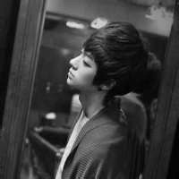 失恋后的伤感头像:心痛已不语头像图片