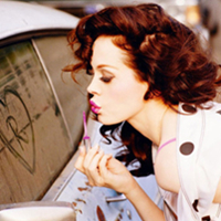 欧美女生唯美QQ头像 怨他不懂得我的心头像图片