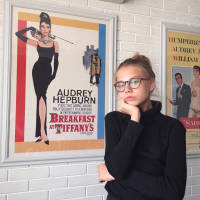 QQ个性欧美男女生头像飘荡心上逢莫相回避头像图片