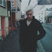 孤独等待了那么久欧美男生头像头像图片