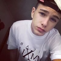 帅男的欧美头像头像图片