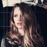 漂亮的老外姑娘头像图片