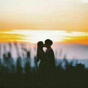 唯美甜蜜情侣头像精选十六张