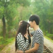 qq情侣头像情侣专用16张2017最新版