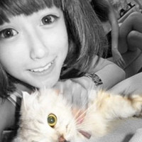 略带伤感黑白_一秒也好多想再一次紧的拥抱qq头像头像图片