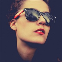 欧美戴墨镜漂亮女子qq头像头像图片