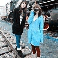 可爱闺蜜们玩自拍头像图片