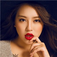 烈焰红唇妖娆姐头像图片