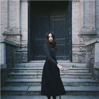 黑衣少女头像图片