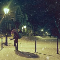 女孩一个人夜空头像图片