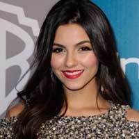 欧美长发美女头像图片