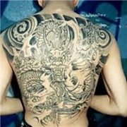 龙纹身图案