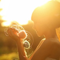 阳光下的美头像图片