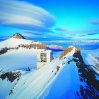 瑞士雪景头像图片