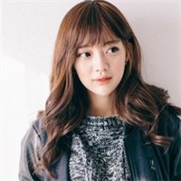 气质薄刘海头像图片