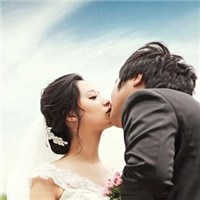 蓝天下的恋人头像图片