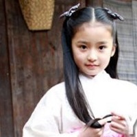 混血儿小盆友:石井薇子头像图片