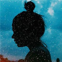 星空里虚幻的妹子 早上好头像图片