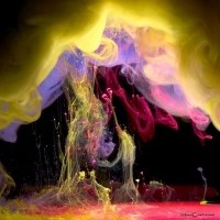 荧光色烟雾头像图片