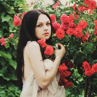 户外美女头像图片