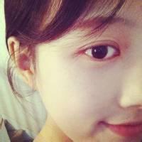 左半边脸也很美头像图片